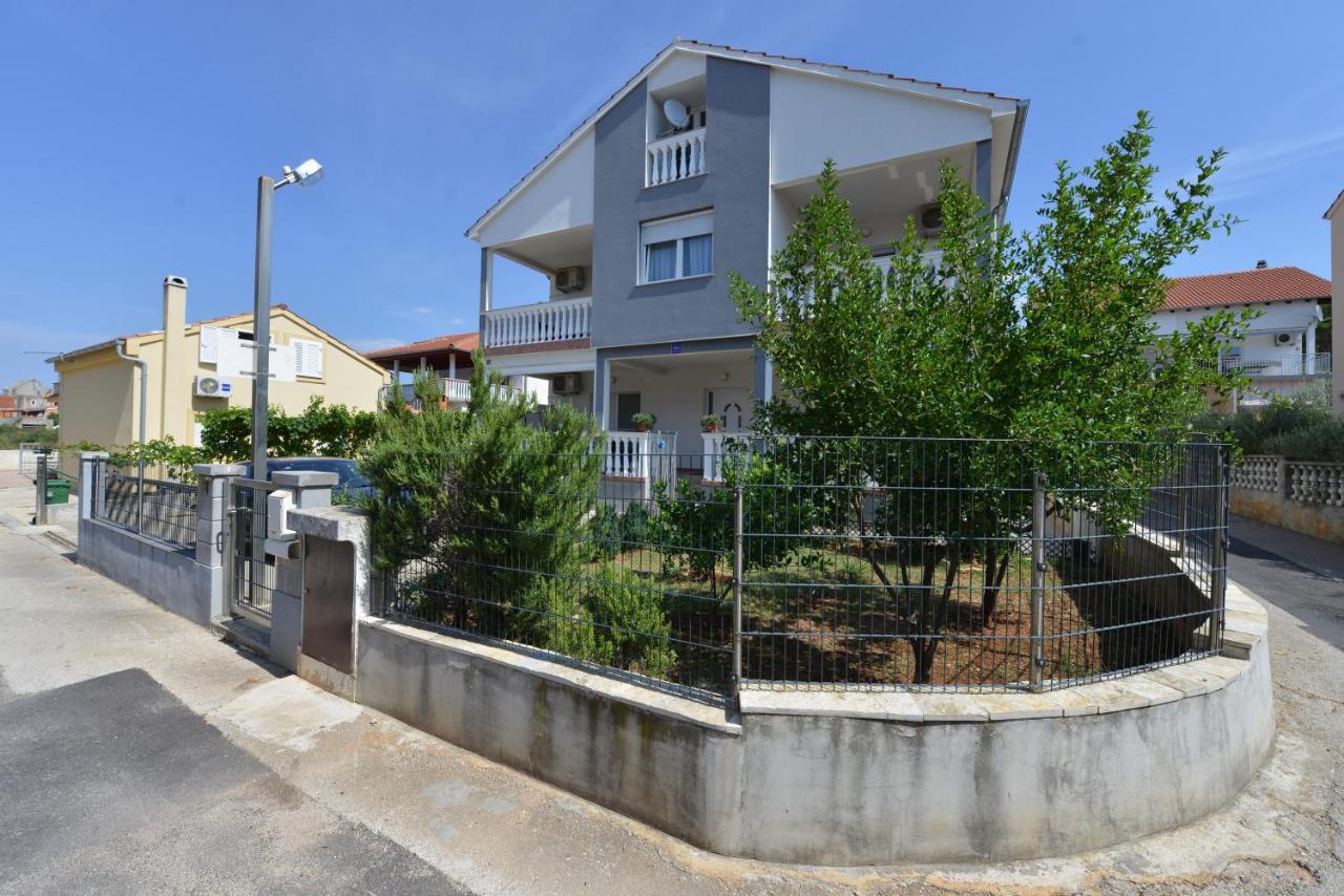 Apartmani L&R Bibinje Exterior foto